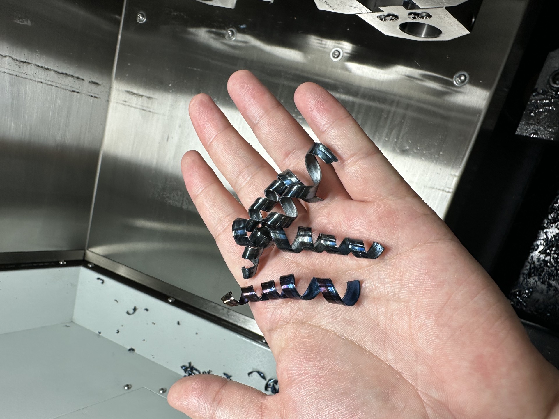 刀墖數控車牀（可(ke)加工400長）