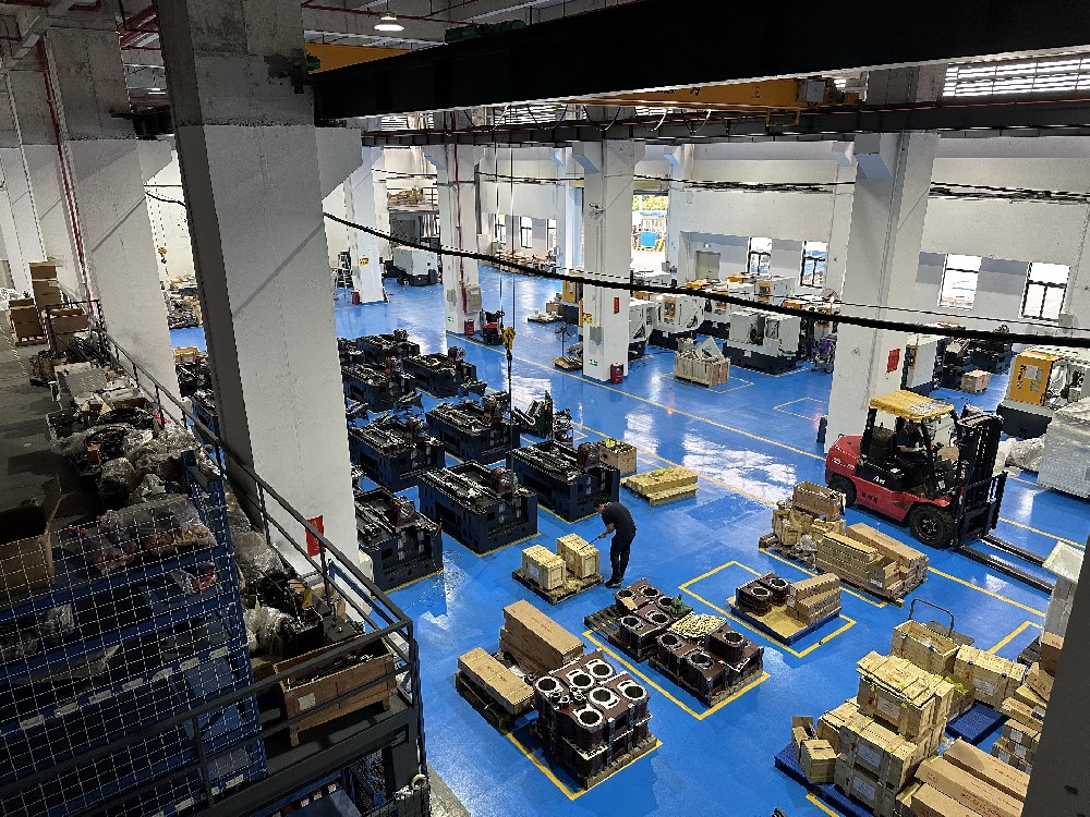 裝配(pei)二車(che)間